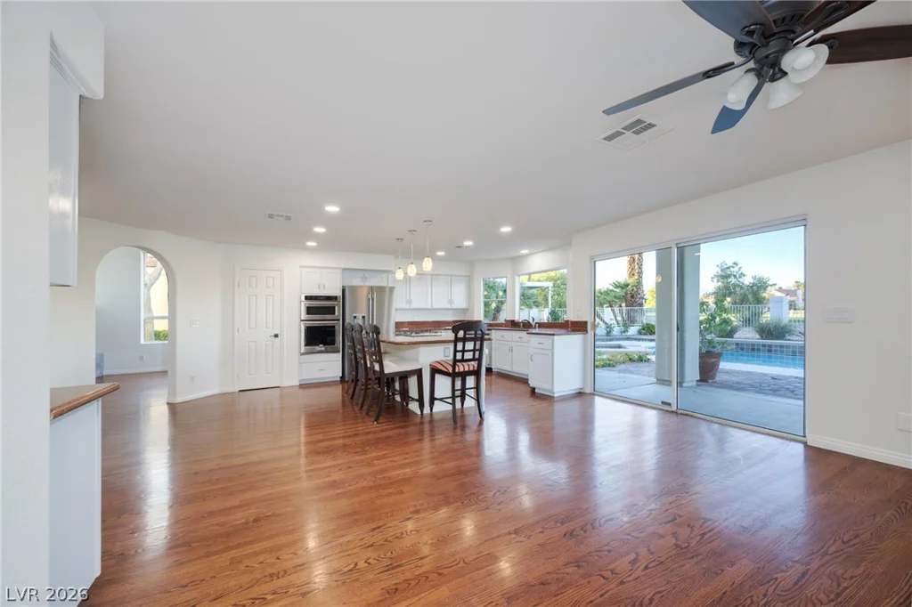 7468 Orange Haze, Las Vegas, NV 89149