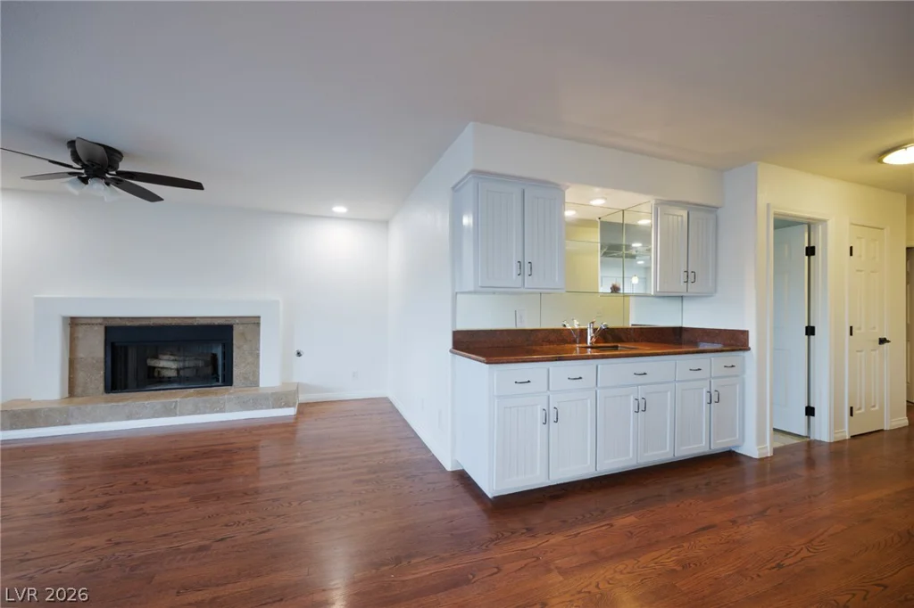 7468 Orange Haze, Las Vegas, NV 89149