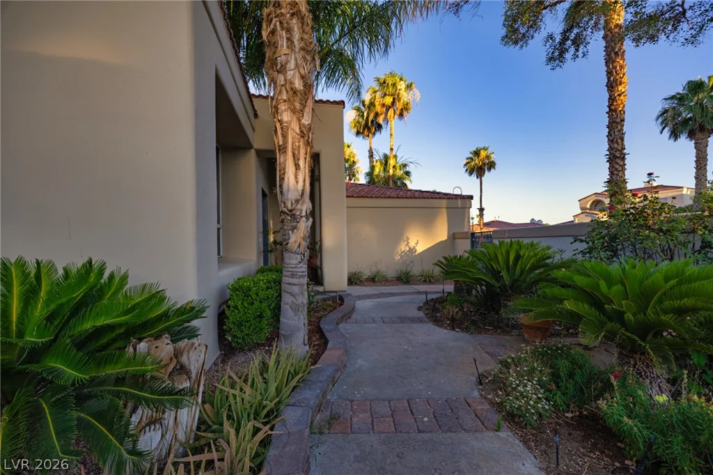 7468 Orange Haze, Las Vegas, NV 89149