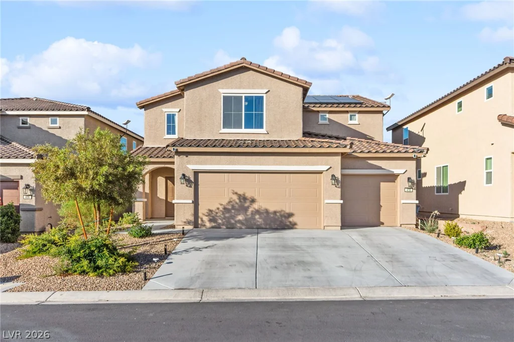 418 Bridal Veil Falls, Indian Springs, NV 89018
