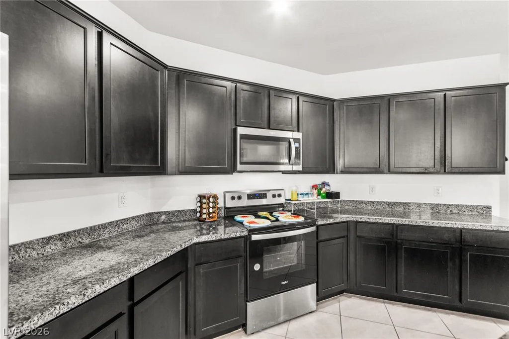 418 Bridal Veil Falls, Indian Springs, NV 89018