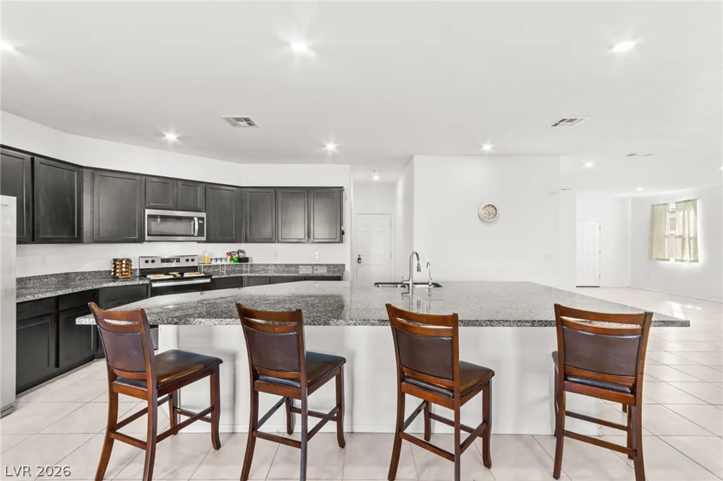 418 Bridal Veil Falls, Indian Springs, NV 89018