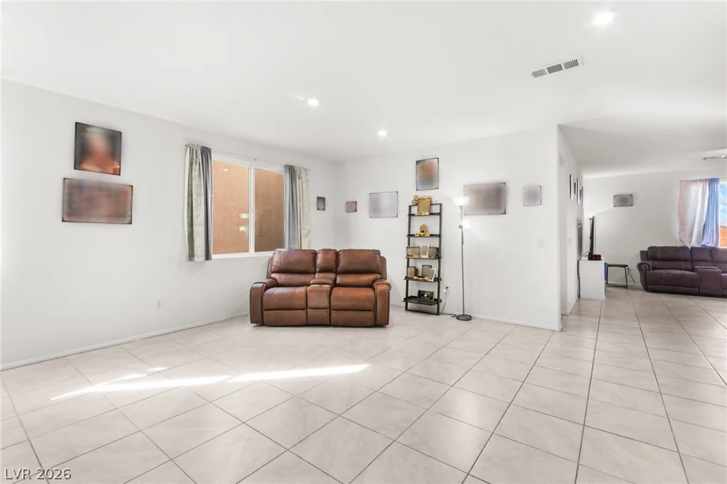 418 Bridal Veil Falls, Indian Springs, NV 89018