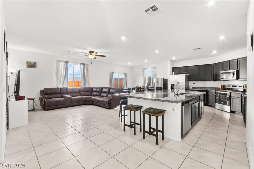 418 Bridal Veil Falls, Indian Springs, NV 89018