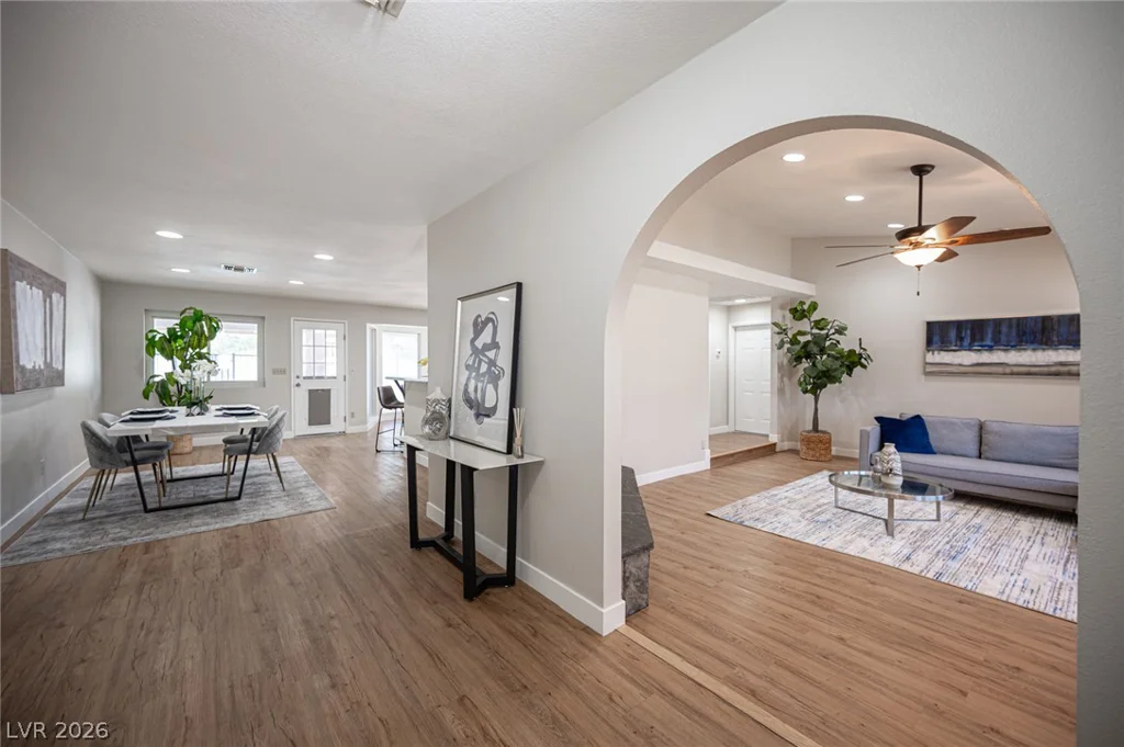 5240 Monroe, Las Vegas, NV 89110
