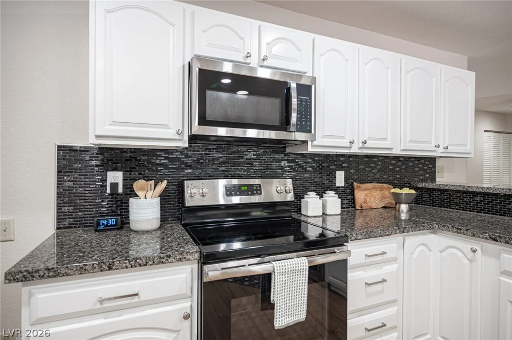 5240 Monroe, Las Vegas, NV 89110
