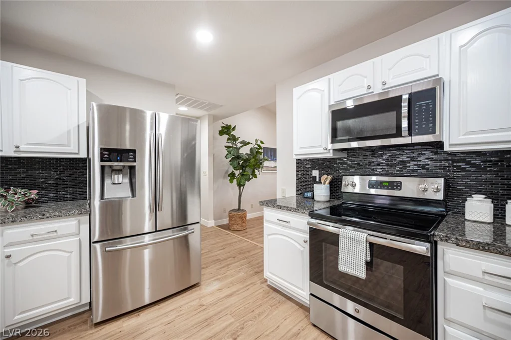 5240 Monroe, Las Vegas, NV 89110