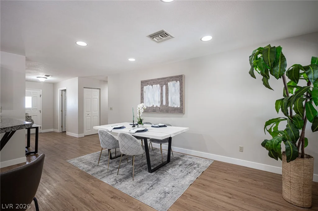 5240 Monroe, Las Vegas, NV 89110