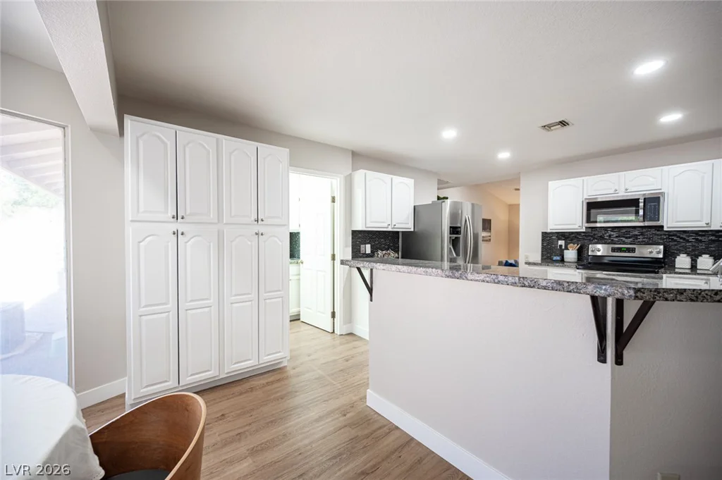 5240 Monroe, Las Vegas, NV 89110