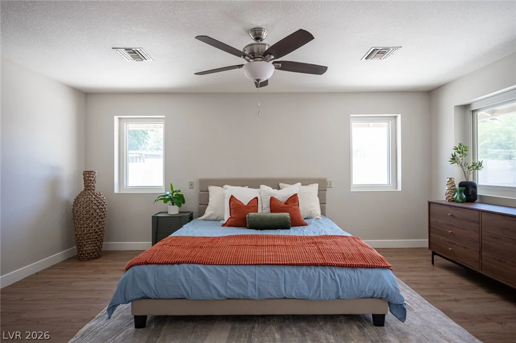 5240 Monroe, Las Vegas, NV 89110