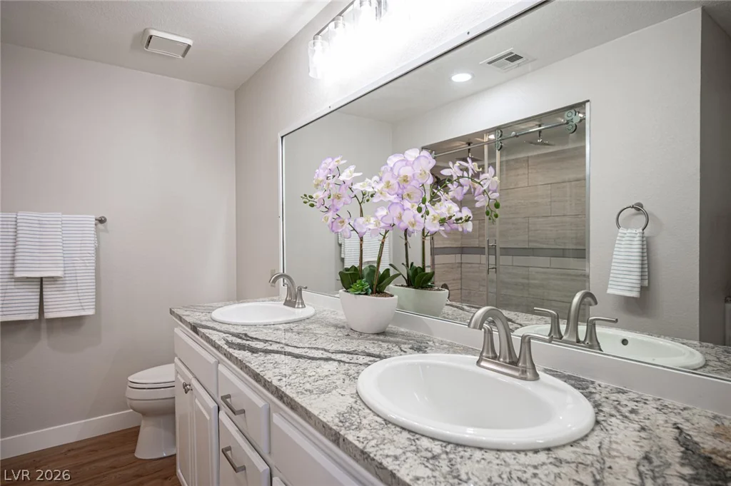 5240 Monroe, Las Vegas, NV 89110