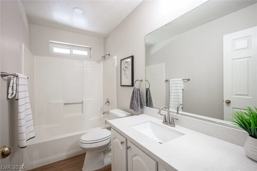 5240 Monroe, Las Vegas, NV 89110