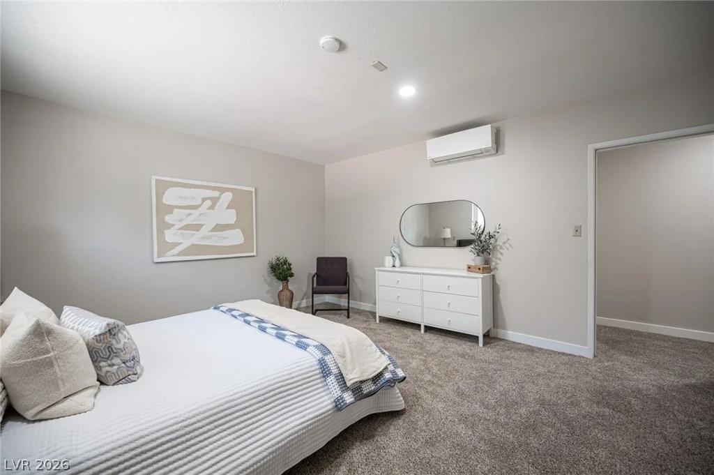 5240 Monroe, Las Vegas, NV 89110