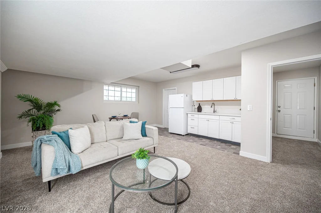 5240 Monroe, Las Vegas, NV 89110