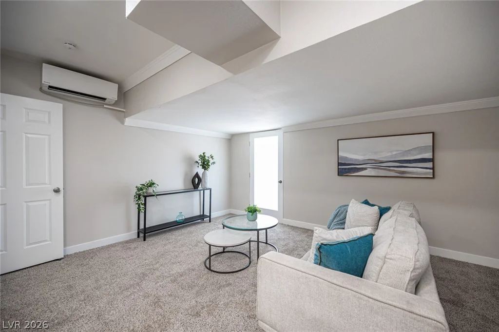 5240 Monroe, Las Vegas, NV 89110
