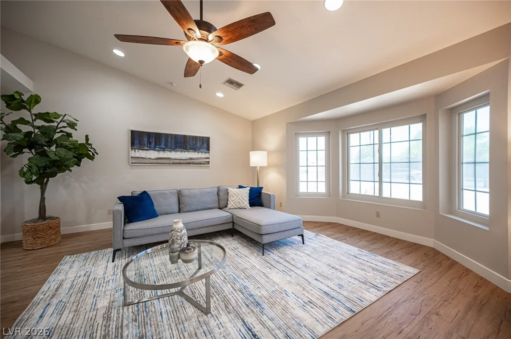 5240 Monroe, Las Vegas, NV 89110