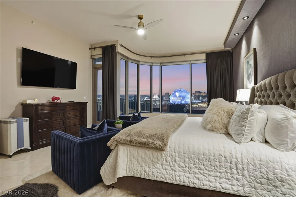 360 Desert Inn, Las Vegas, NV 89109
