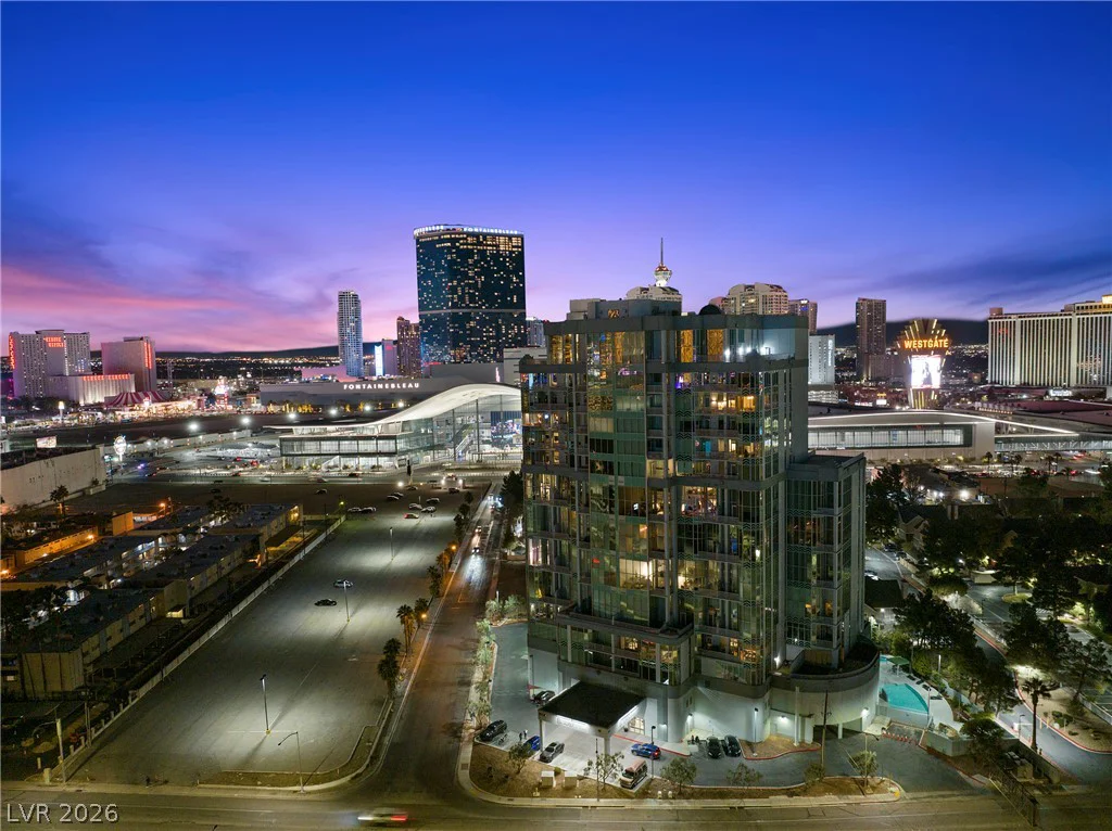 360 Desert Inn, Las Vegas, NV 89109