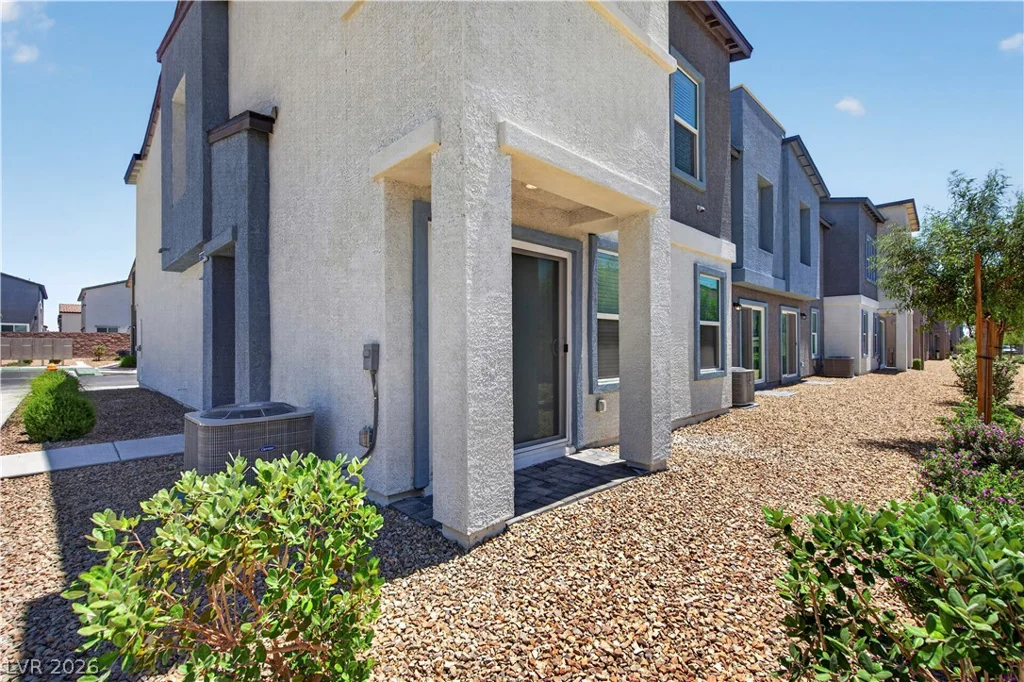 6089 Lily Garden, North Las Vegas, NV 89081