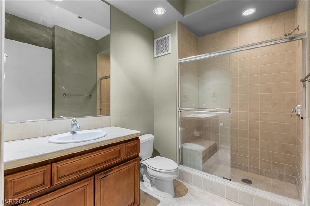 15 Via Mantova, Henderson, NV 89011