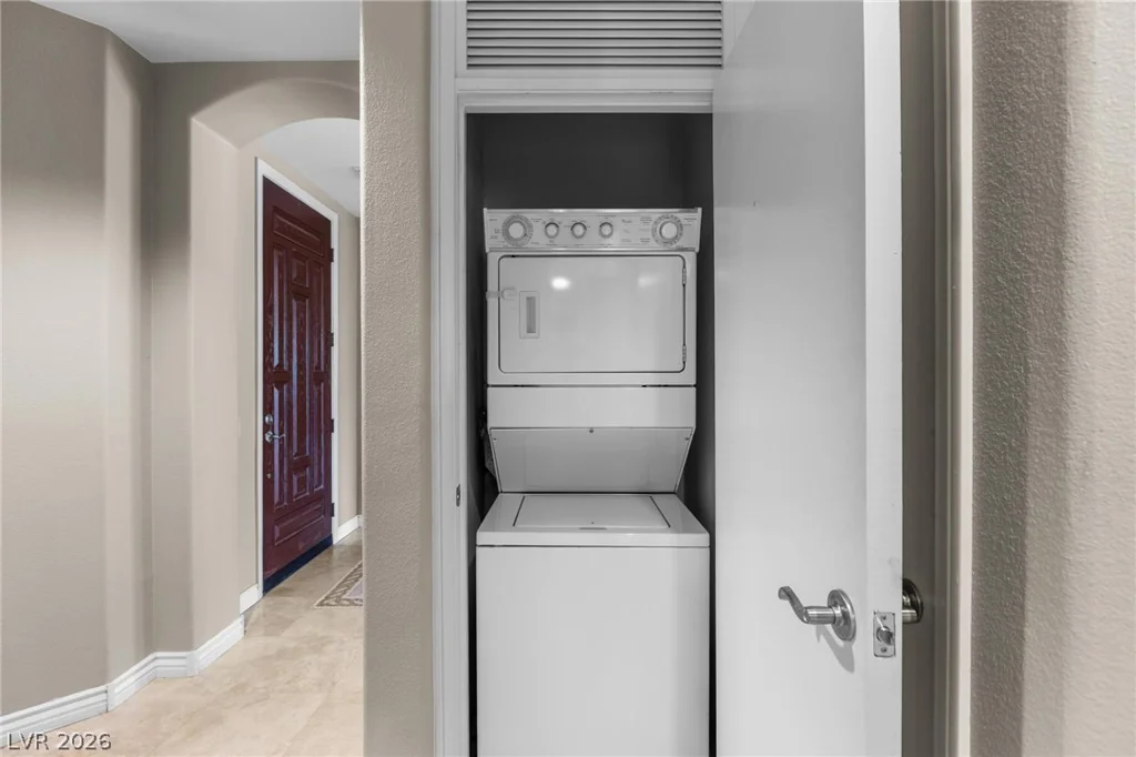 15 Via Mantova, Henderson, NV 89011