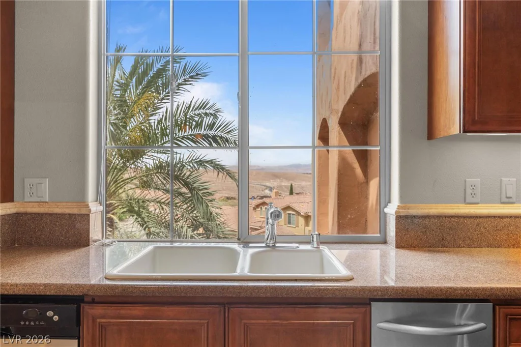 15 Via Mantova, Henderson, NV 89011