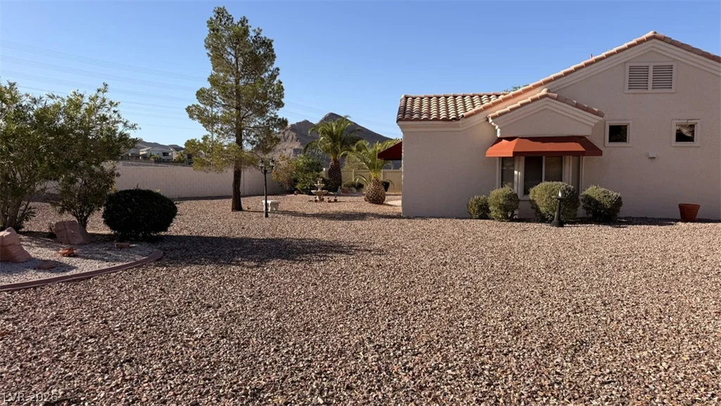 11013 McKendrec, Las Vegas, NV 89134
