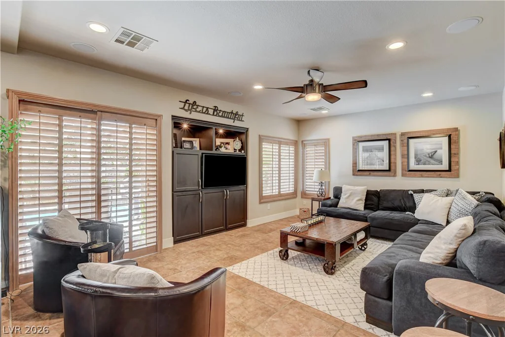 864 Eureka Falls, Henderson, NV 89052