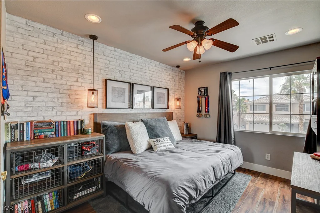 864 Eureka Falls, Henderson, NV 89052