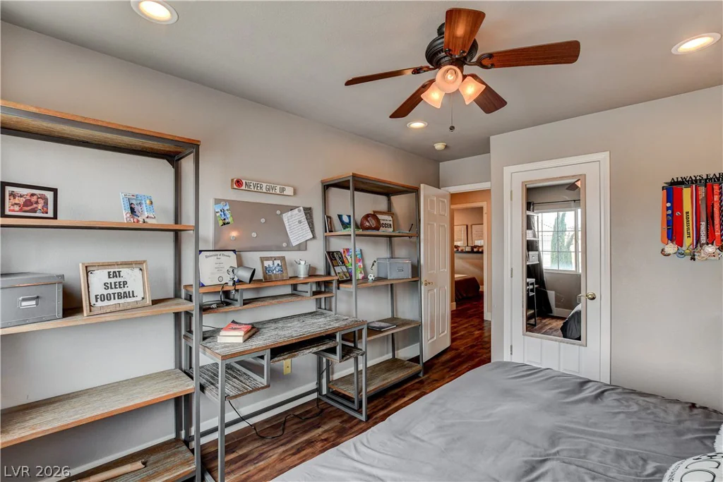 864 Eureka Falls, Henderson, NV 89052