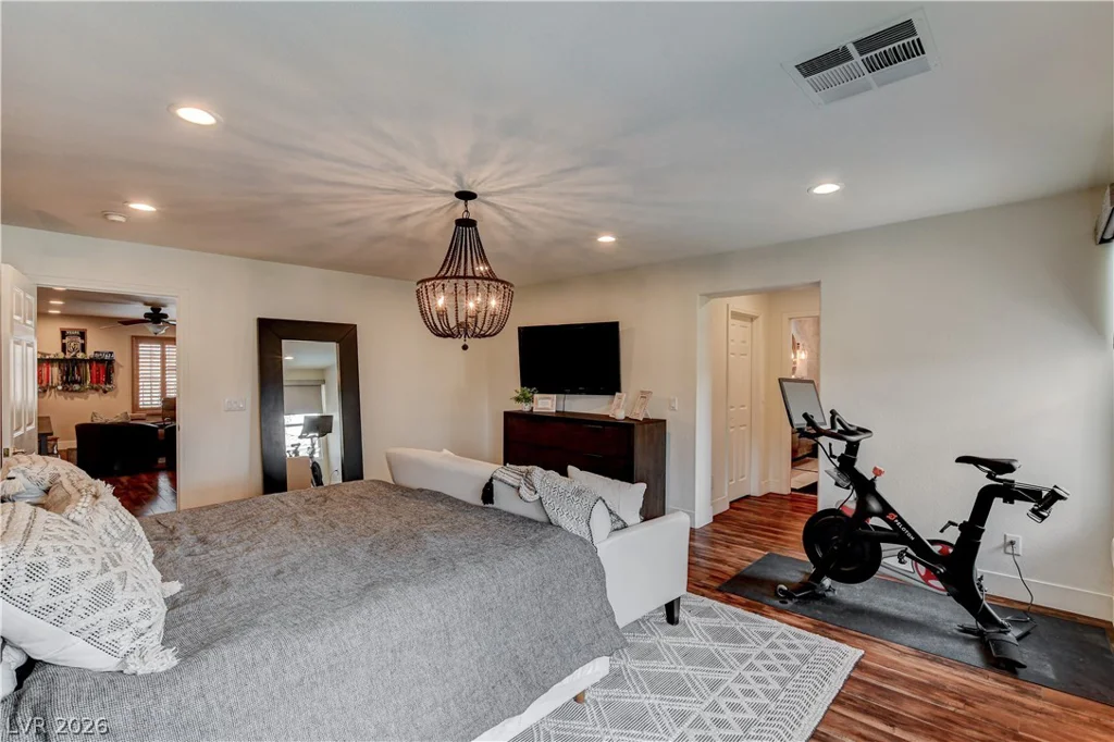 864 Eureka Falls, Henderson, NV 89052