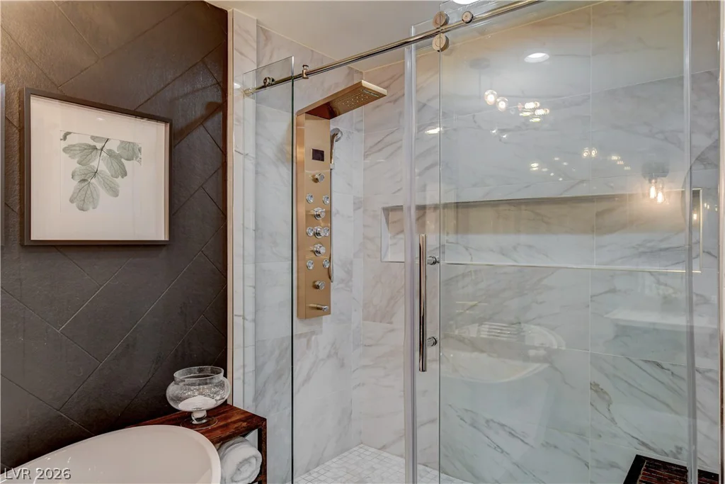 864 Eureka Falls, Henderson, NV 89052