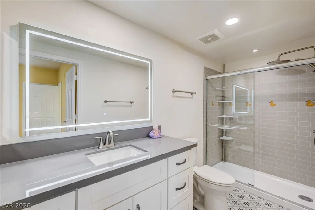 8000 Badura, Las Vegas, NV 89113