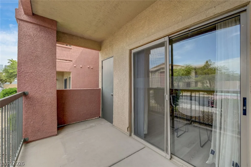 8000 Badura, Las Vegas, NV 89113