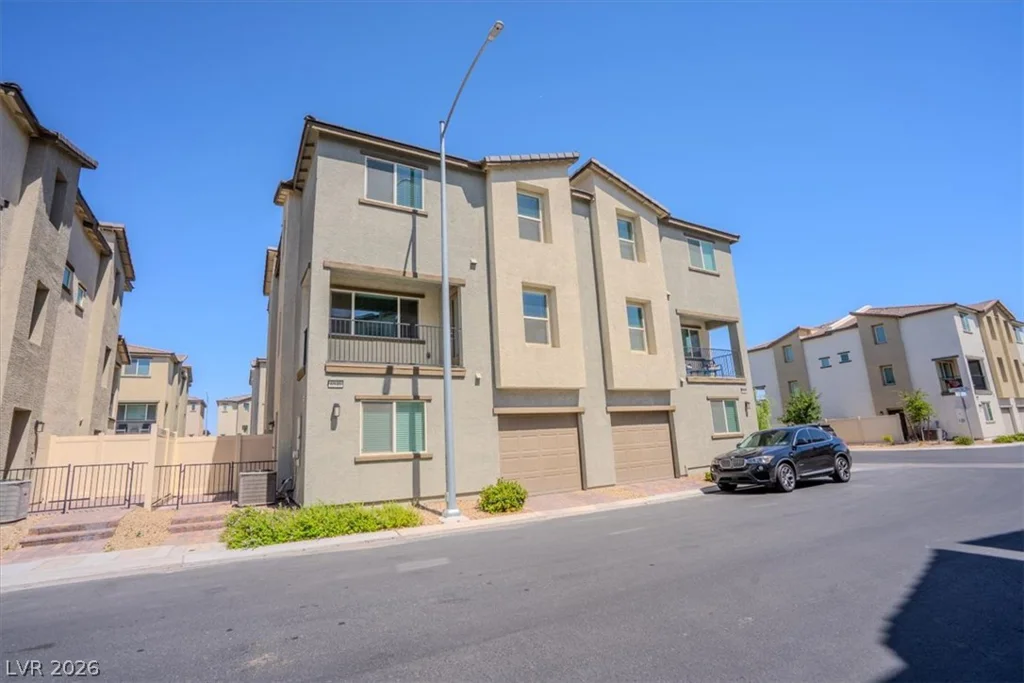 6940 Skyline Blue, North Las Vegas, NV 89086