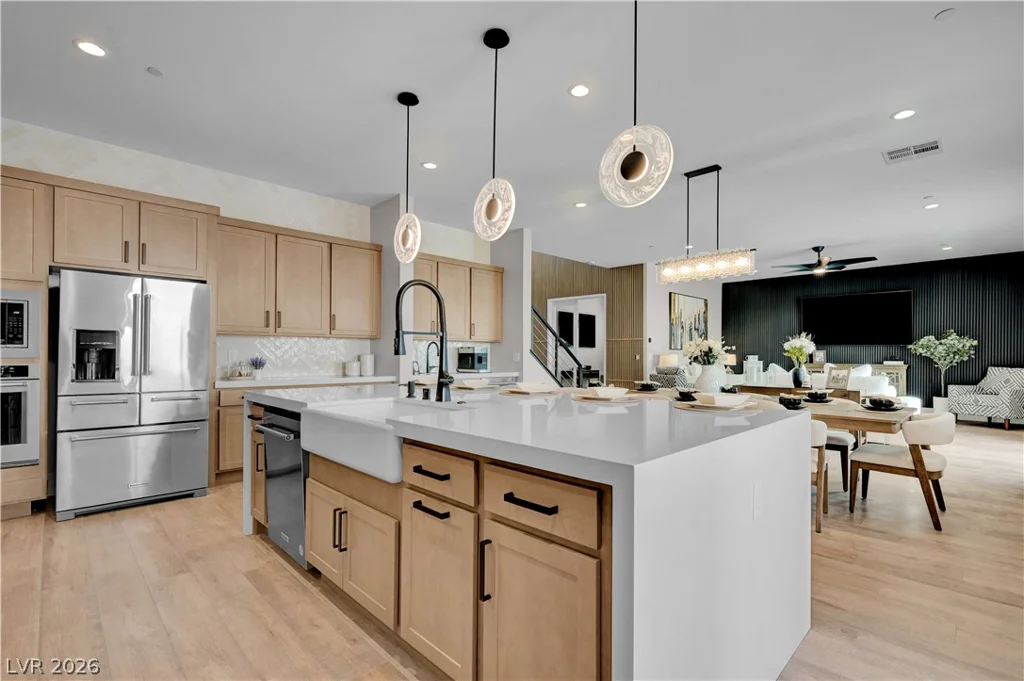 10226 Bismarck Palms, Las Vegas, NV 89166