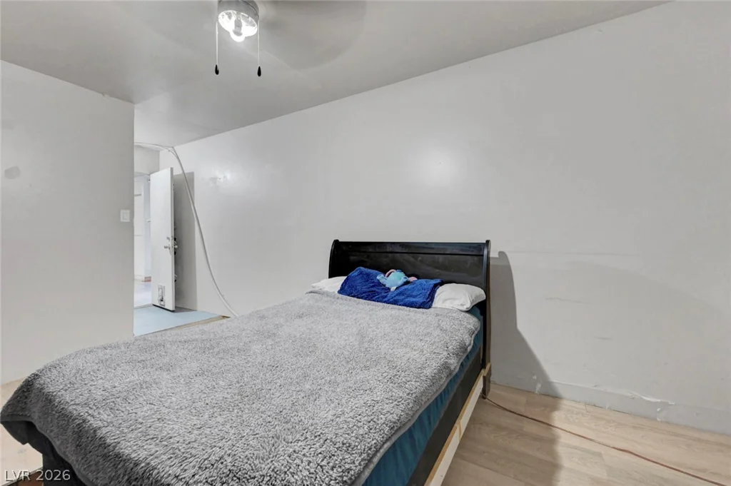 108 Sirnoble, Las Vegas, NV 89110