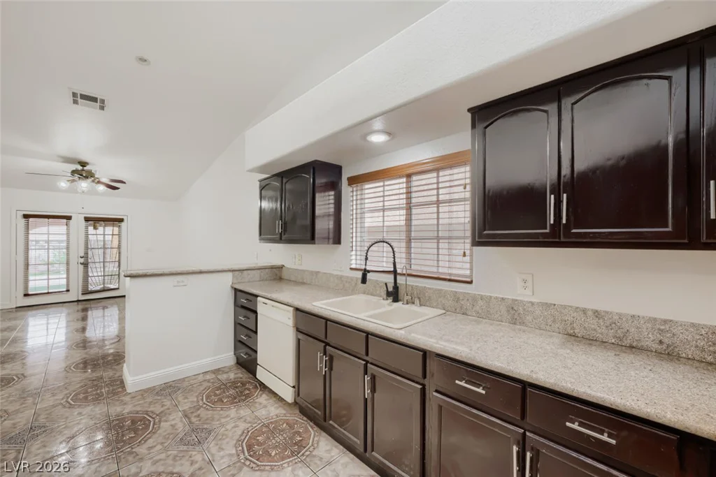 3913 Harris, Las Vegas, NV 89110