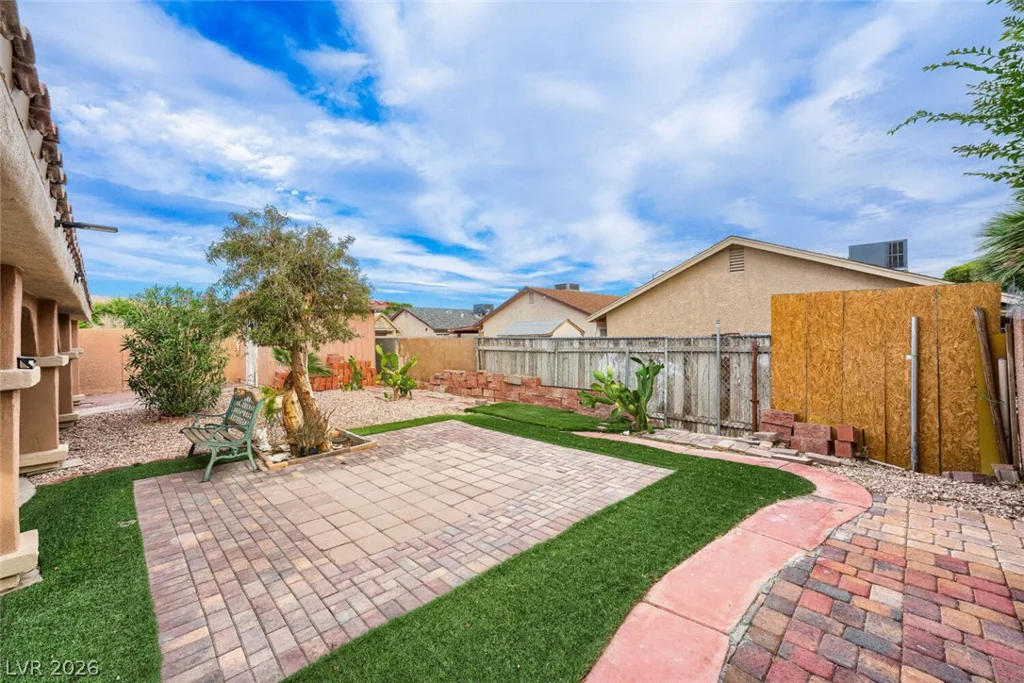 3913 Harris, Las Vegas, NV 89110