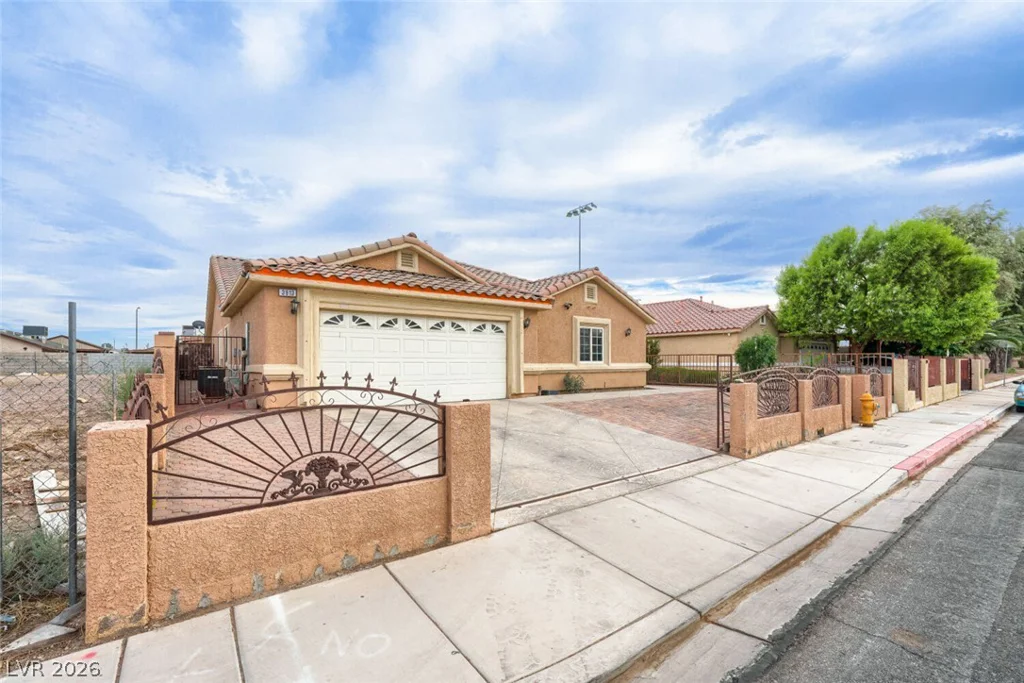 3913 Harris, Las Vegas, NV 89110