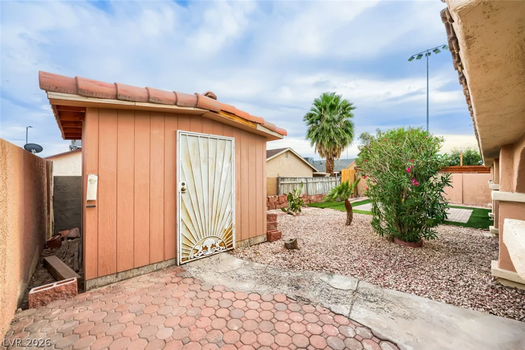 3913 Harris, Las Vegas, NV 89110