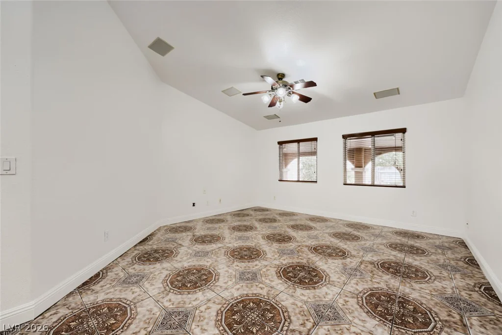 3913 Harris, Las Vegas, NV 89110