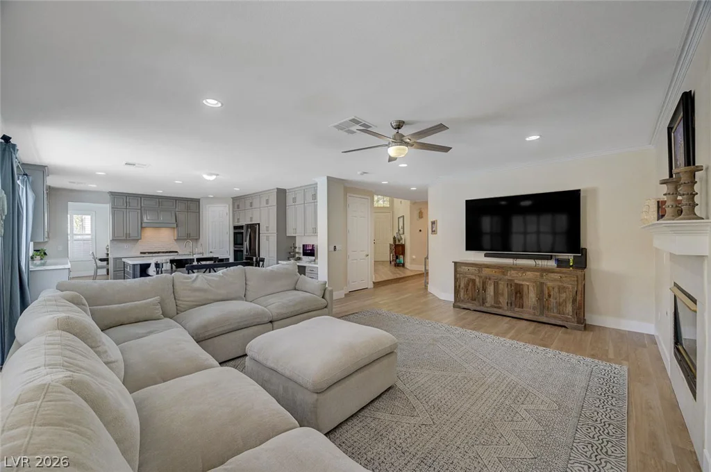 1830 Country Meadows, Henderson, NV 89012