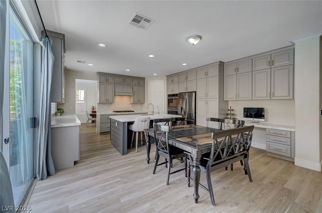 1830 Country Meadows, Henderson, NV 89012