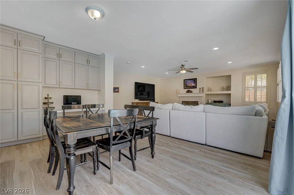 1830 Country Meadows, Henderson, NV 89012
