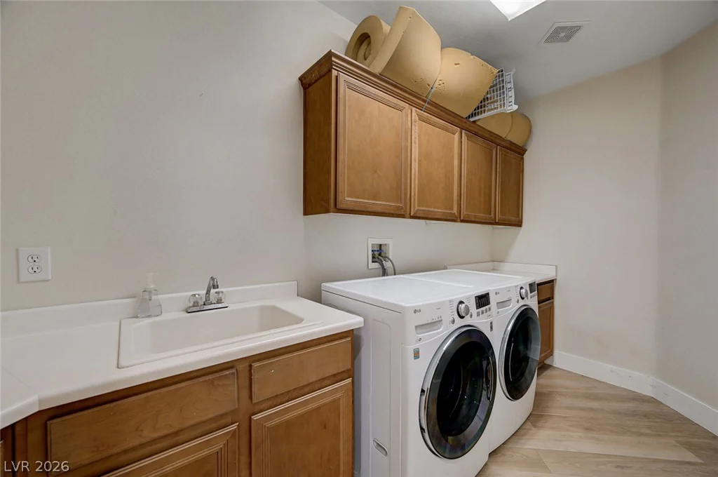 1830 Country Meadows, Henderson, NV 89012