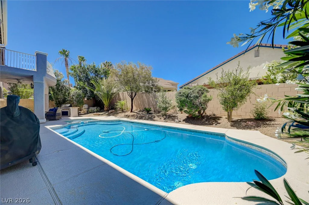 1830 Country Meadows, Henderson, NV 89012