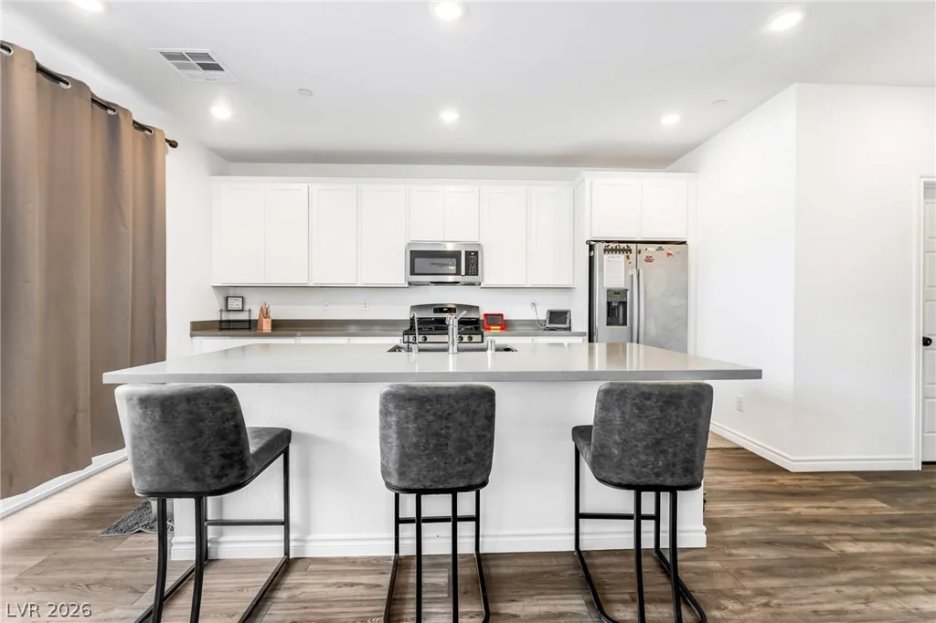 272 Mount Williamson, Henderson, NV 89015