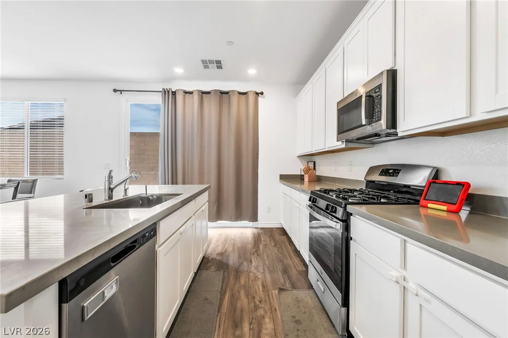 272 Mount Williamson, Henderson, NV 89015