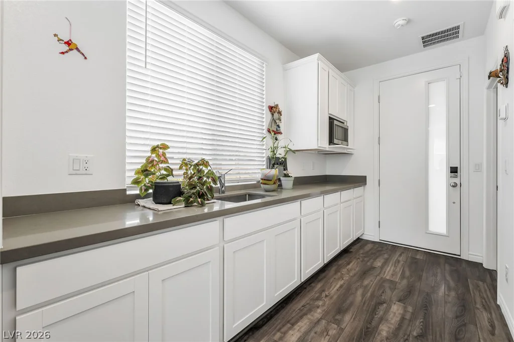 272 Mount Williamson, Henderson, NV 89015
